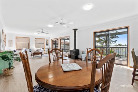 Property photo of 13 Wills Crescent Denhams Beach NSW 2536