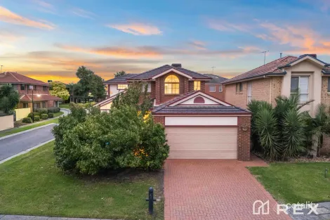 45 Amhurst Dr, Narre Warren South, VIC 3805