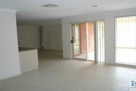 Property photo of 23 Craig Circuit Leneva VIC 3691