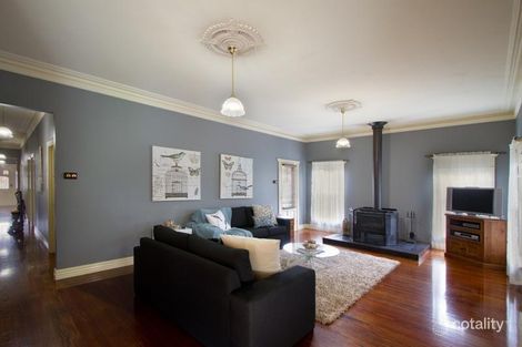 Property photo of 22 Ladye Place Woodend VIC 3442