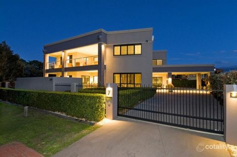 7 Allan Day Dr, Wellington Point, QLD 4160