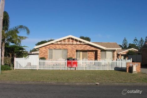 22c Beatty Bvd, Tanilba Bay, NSW 2319