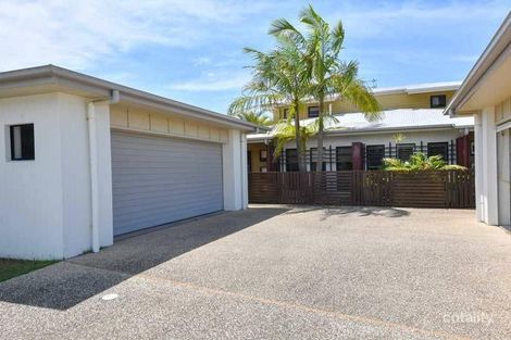 1/9 Suzanne Cl, Mudjimba, QLD 4564