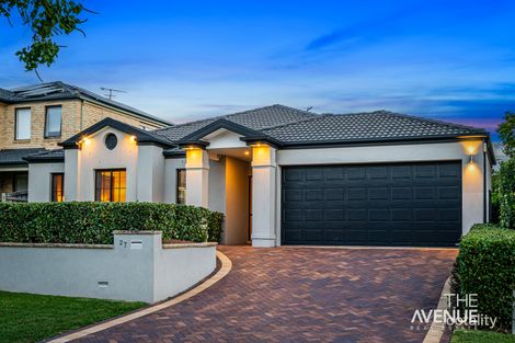 27 Linford Pl, Beaumont Hills, NSW 2155