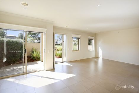 Property photo of 17 Mujeres Walk Epping VIC 3076