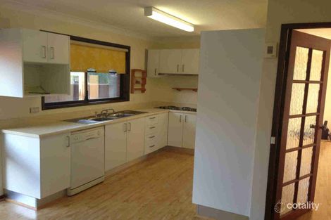 Property photo of 12 Bowerbird Crescent St Clair NSW 2759