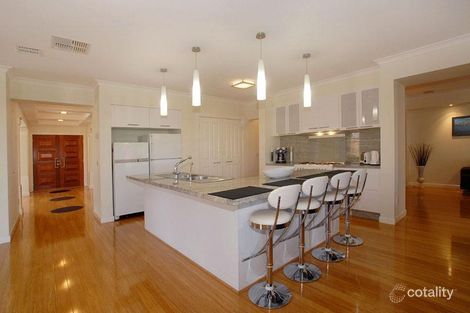Property photo of 80 Broderick Road Carrum Downs VIC 3201