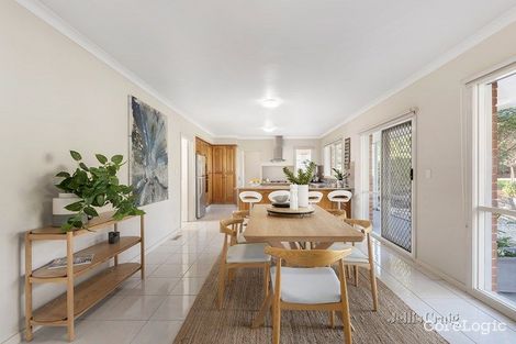 Property photo of 27 Erinne Court St Helena VIC 3088