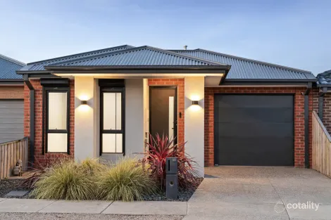 10 Italianate Ave, Deanside, VIC 3336