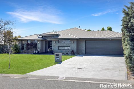 6 Cobb Ave, Llanarth, NSW 2795