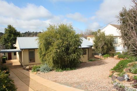 37 Warrawong St, Kooringal, NSW 2650