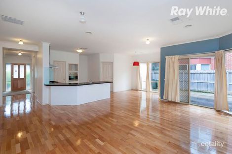 Property photo of 2 St Leger Rise Bundoora VIC 3083