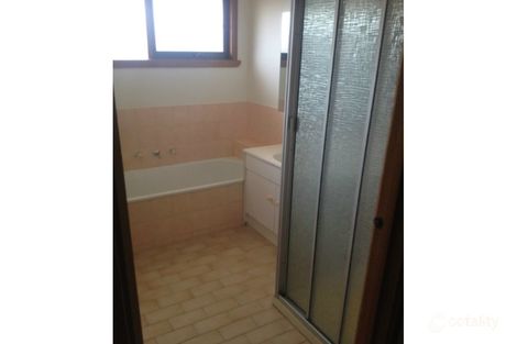 Property photo of 2 Freeman Place Langwarrin VIC 3910