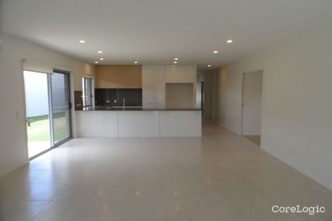 Property photo of 3 Mapleton Crescent Capalaba QLD 4157
