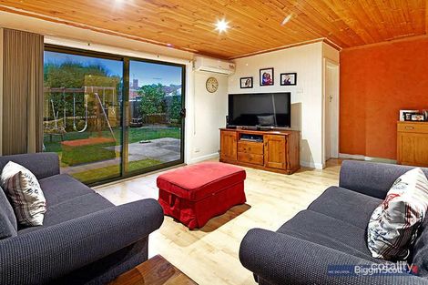 Property photo of 17 Lindenow Street Maidstone VIC 3012