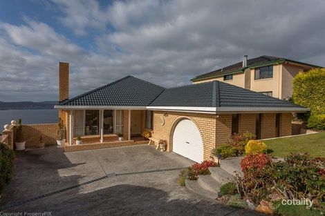 Property photo of 17 Amanda Crescent Sandy Bay TAS 7005