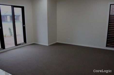 Property photo of 171 Greenwood Parkway Jordan Springs NSW 2747