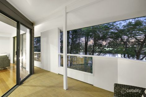 Property photo of 9/9 Rosecliffe Street Highgate Hill QLD 4101