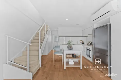 Property photo of 38/1 Glenariff Boulevard Canning Vale WA 6155