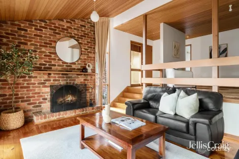 Property photo of 27 Leane Drive Eltham VIC 3095