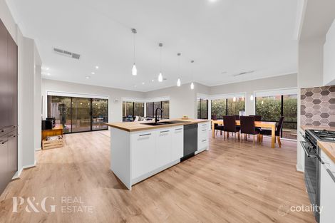 Property photo of 117 Berwick Springs Promenade Narre Warren South VIC 3805