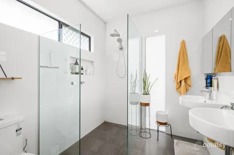 Property photo of 51 Tuckett Road Salisbury QLD 4107