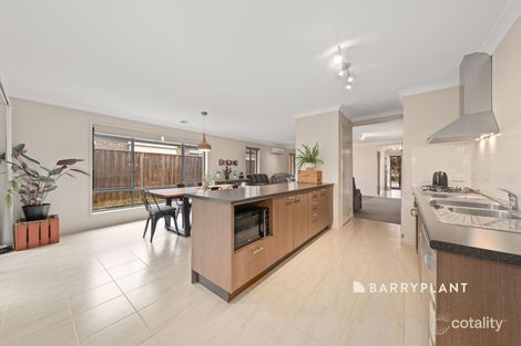 Property photo of 21 Devine Drive Pakenham VIC 3810