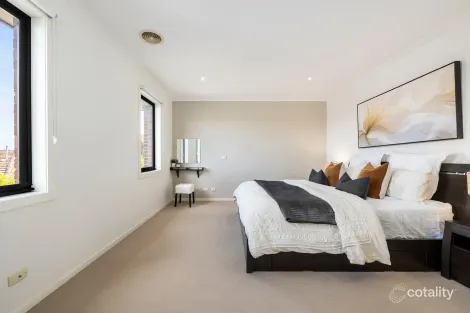 Property photo of 11 Botanic Drive Clayton South VIC 3169