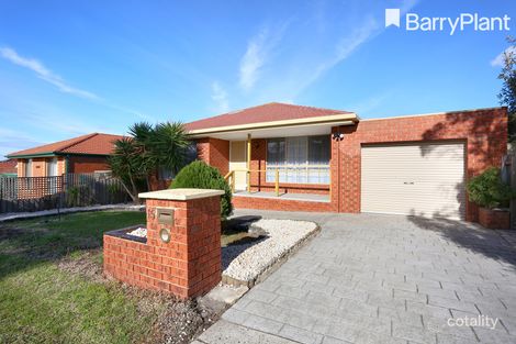 Property photo of 15 Manuka Place Meadow Heights VIC 3048