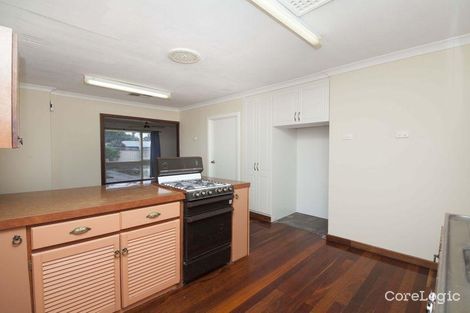 Property photo of 26 Ravenscroft Way Kelmscott WA 6111