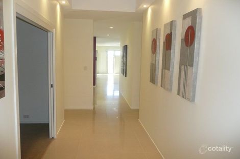 Property photo of 22 Leander Circuit Oxenford QLD 4210