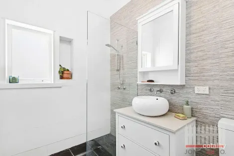 Property photo of 62 Broadway Bassendean WA 6054