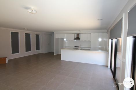 Property photo of 2/108A Beverin Street Sebastopol VIC 3356