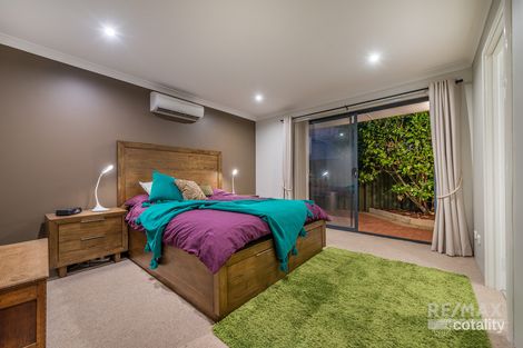 Property photo of 2 St Sebastien Chase Iluka WA 6028