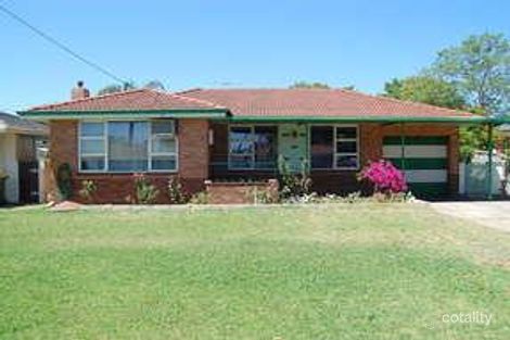 207 Fisher St, Cloverdale, WA 6105