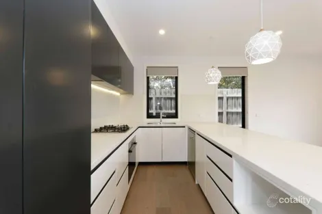 Property photo of 2/36 Harold Street Blackburn VIC 3130