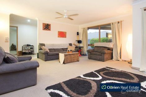 Property photo of 15 Rangeview Drive Skye VIC 3977