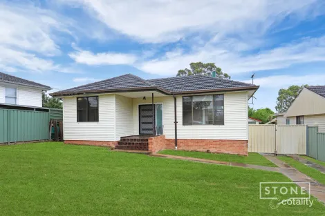16 Sturt St, Lalor Park, NSW 2147