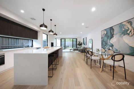 Property photo of 18B Mackie Road Bentleigh East VIC 3165