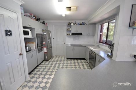 Property photo of 18 Grangewood Drive Dubbo NSW 2830