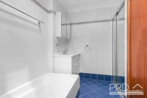 Property photo of 76 Sutherland Street St Peters NSW 2044