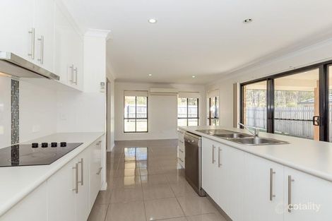 Property photo of 28 Iris Road Kirkwood QLD 4680