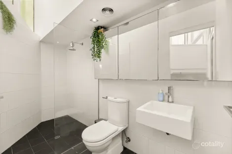 Property photo of 68/36 Vernon Terrace Teneriffe QLD 4005