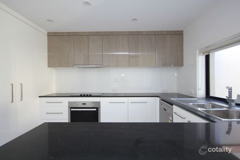 Property photo of 15/819 Creek Road Carindale QLD 4152