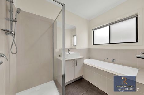Property photo of 25 Jessen Way Wyndham Vale VIC 3024