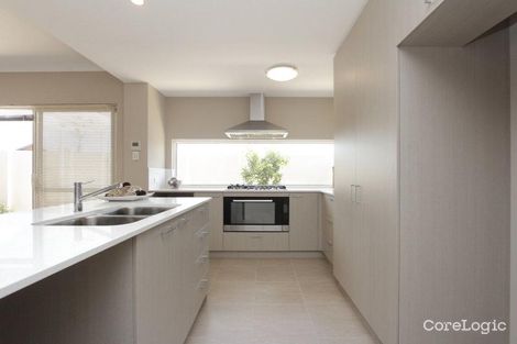 Property photo of 2/67 Third Avenue Kelmscott WA 6111