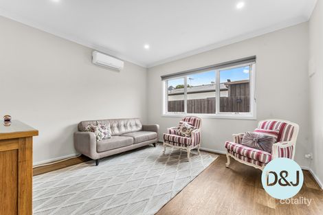 Property photo of 2/18 Codrington Street Cranbourne VIC 3977