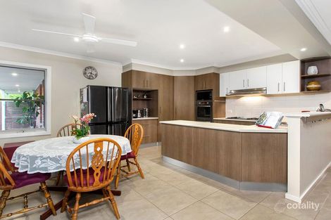 Property photo of 5 Gingham Place Berwick VIC 3806
