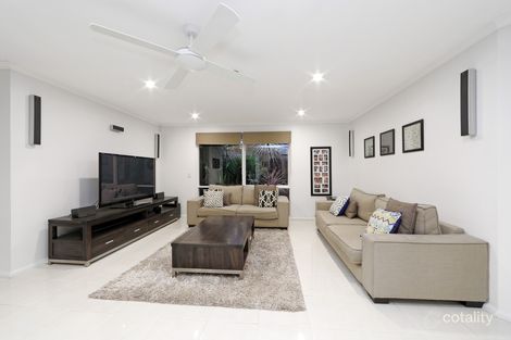 Property photo of 1 Santed Court Rowville VIC 3178