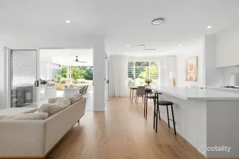 82 South Creek Rd, Dee Why, NSW 2099